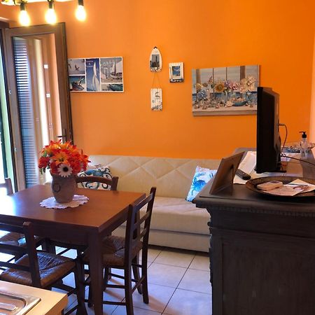 Agriturismo Poggio All'Olivo ฟอลลอนนีกา ภายนอก รูปภาพ